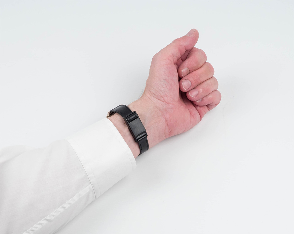 WatchPro1A SeniorenOrtung incl. kostenlosem Portal und Apps Demenz Ortung SchwesternRuf